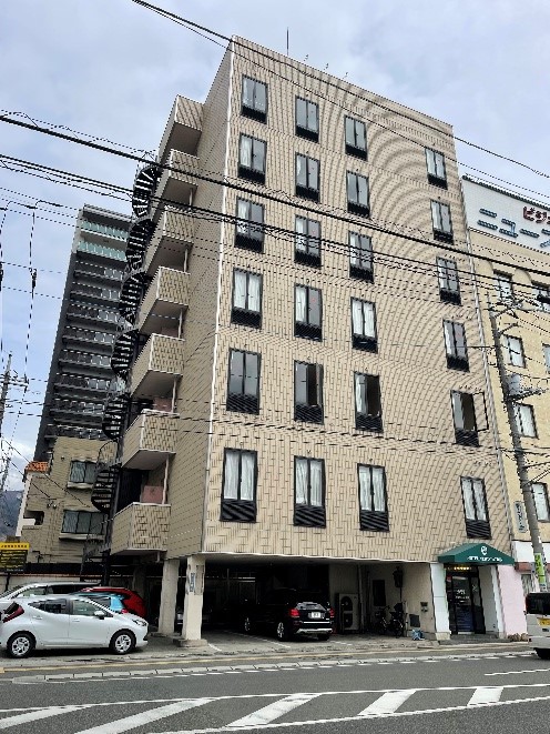 山梨県ホテルJKクリアファイバーW工法